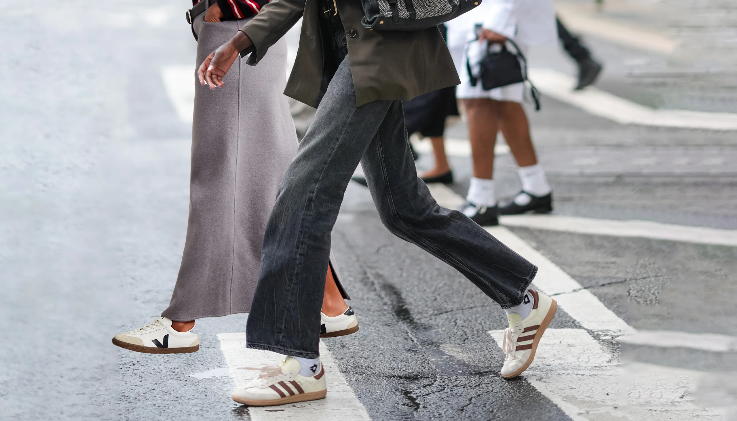Top Women's Sneakers for Everyday Wear 1 shutterstock 1543080620 scaled 1 768x512 4